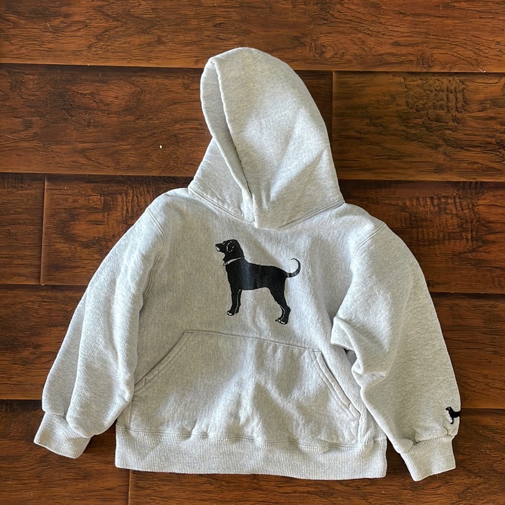 Black dog sweatshirt